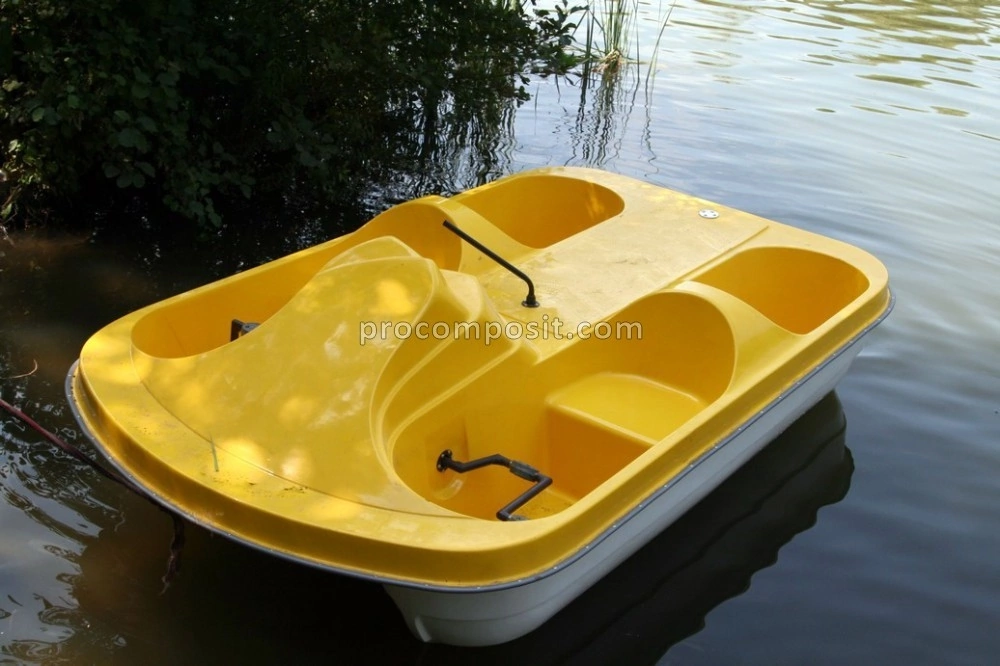 Наше новое достижение! Теперь наша компания изготавливает лодки, катамараны и консоли для лодок из стеклопластика по индивидуальным заказам!